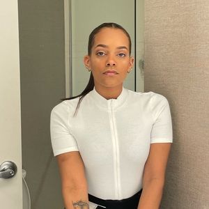 Meet your Posher, Frances